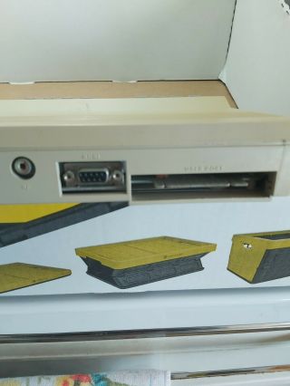Vintage Commodore 128 computer 2