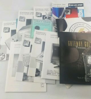 Vintage Gateway 2000 Owners Manuals With Windows 95 Disc And Microsoft Office.