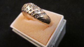 Vintage 1960 ' s 14k Solid Yellow Gold Ladies Diamond Ring.  Sz 8 4.  9 Grams.  NR 2