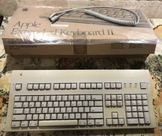 Vintage Apple Extended Keyboard Ii With Box For Classic Mac Computer