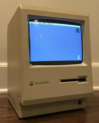 Vintage 1986 Apple Macintosh Plus 1mb M0001a Computer |