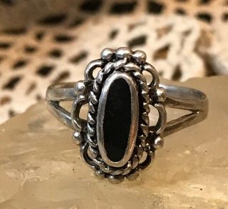 Vintage Sterling Black Onyx Ring Size 7.  25 Signed