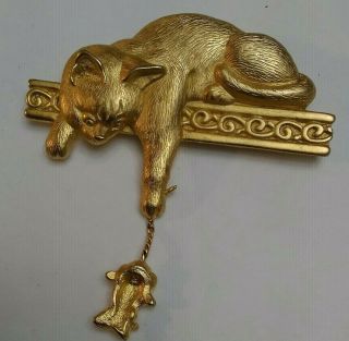 Vintage Gold Tone Cat & Mouse On Chain Pin Brooch Signed Jj