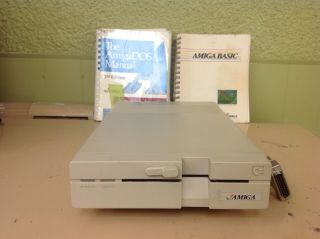 Commodore Amiga 1020 External 5.  25 " Floppy Disk Drive