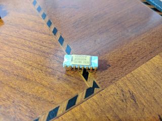 Vintage Intel Grey C2102 - 4 Static Ram Chip