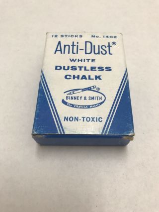 Vintage Crayola Anti - Dust White Dustless Chalk Box Binney & Smith 1402