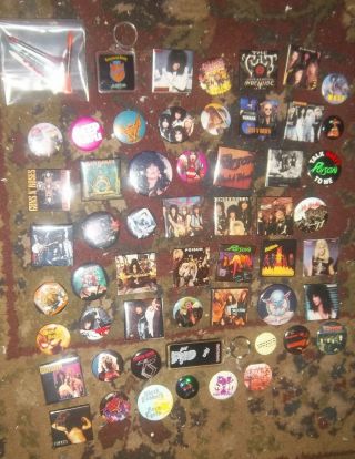 56 Heavy Metal Hard Rock Vintage Pins/buttons Keychains Kiss
