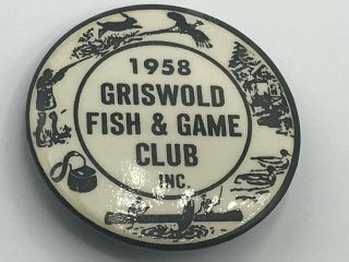 Vintage 1958 Griswold Fish,  Game Club 1 - 3/4 " Pin Pinback Button Rare B7