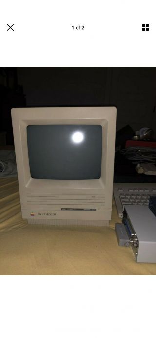 Vintage 1988 Apple Macintosh Se/30 Computer With All Accessories.