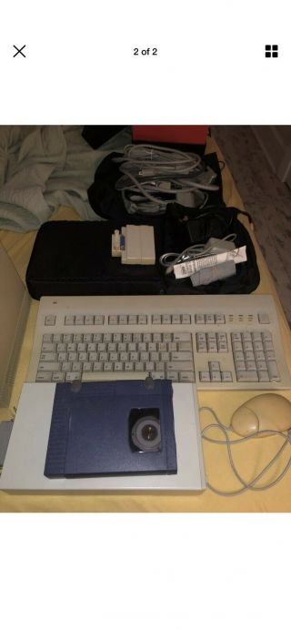 Vintage 1988 Apple Macintosh SE/30 Computer With all accessories. 2