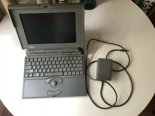 Vintage Apple Mac Powerbook 145 M5409 Laptop Macintosh Charger Powers On Prop
