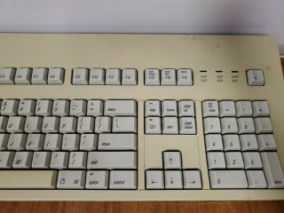 Vintage Apple Extended Keyboard M0115 Without Cable 3