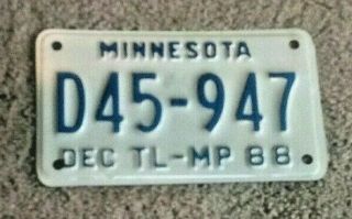 1) Vintage 1988 Minnesota Moped License Plate - D45 - 947 - Dec Tl - Mp 88