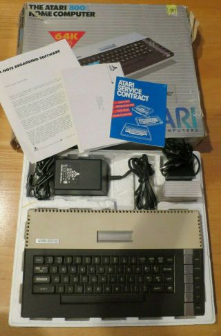 Vintage Atari 800xl Home Personal Computer Box - Powers On,