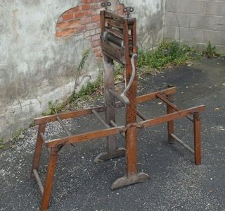Antique C1900 Hand Crank American Floor Stand Folding Bench Clothes Wringer