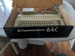 Vintage Commodore 64 Computer System w Power Supply 3