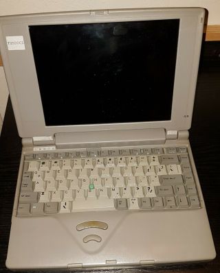 Old Retro Vintage Laptop 486 Dx2 Toshiba T2100cs