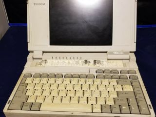 Toshiba T2000sx Vintage Laptop.  Parts/repair