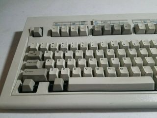 Vintage IBM Clicky Keyboard Model M 1390131 Without Cord 2