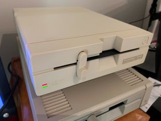Commodore 1541 - Ii Drive In.  C128/c64