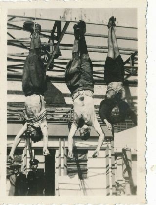 N28 Vintage Photo 2.  5x3.  5 Mussolini Hanging Dead Bodies Public Execution 4