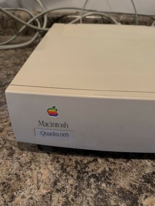 Vintage Apple Macintosh Quadra 605 Computer
