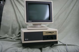 At&t Pc 6300 Vintage Home Computer With Monitor Powers Up