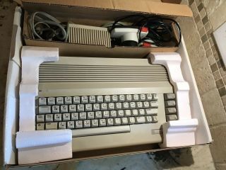 Vintage Commodore 64c Box Controllers Power Supply Home Computer