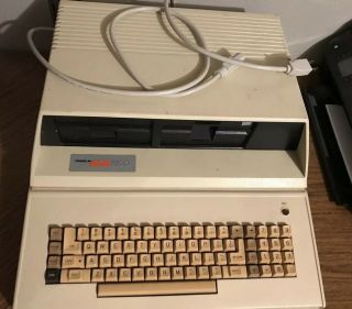 Vintage Franklin Ace 1100 Personal Computer With Dual 5.  25 Inch Floppy Drives