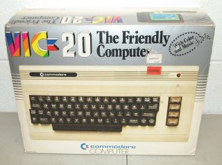Vtg COMMODORE VIC - 20 Personal HOME COMPUTER with Box 3
