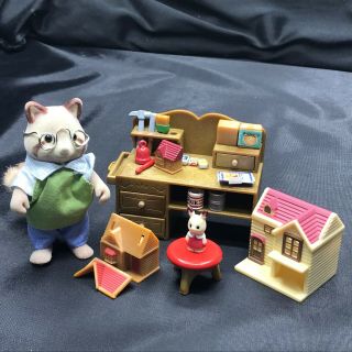 Calico Criiters Sylvanian Families The Toy Maker’s Set Raccoon Doll Flair RARE 3