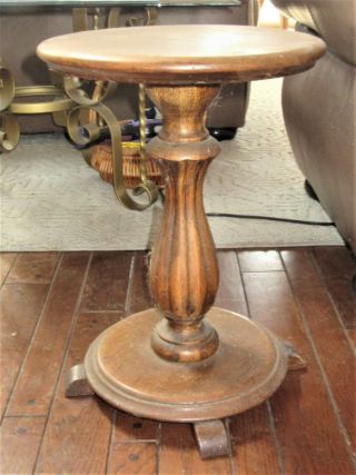 Solid Quartersawn Oak Pedestal Plant Stand Light Wear Antique Side Table