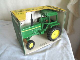Vintage John Deere Generation 11 Tractor 1/16 Farm Toy W/box