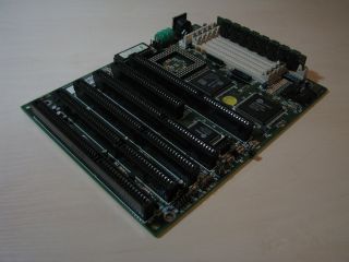 Motherboard 486 w/CPU UMC U5SX - 40F,  Memory 32MB FPM 6 ISA (UMC UM8498F) 3