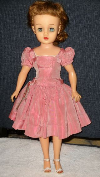 Vintage Ideal Vt - 20 Miss Revlon Doll With Clothes