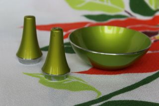 Mid - Century Modern Green Enamel Emalox Norway Salt & Pepper Shaker Plus Bowl