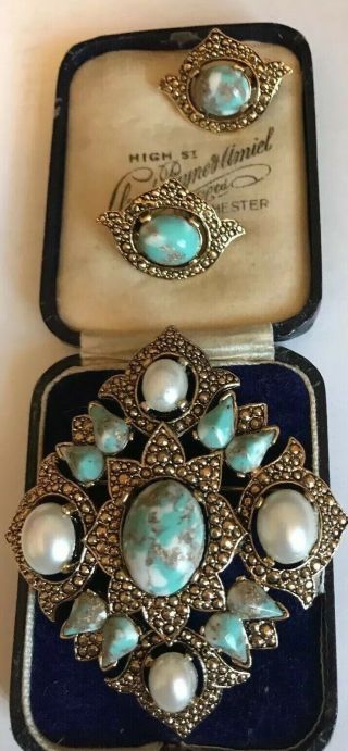 Vintage Sarah Coventry Maltese Cross Gold Blue Cabs Brooch & Clip On Earrings
