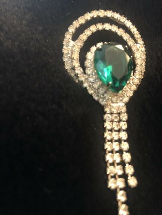 Brooch Holiday Christmas Vintage Emerald Green Color With Clear Crystals Dangle 2