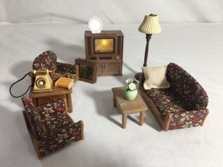 Calico Critters/sylvanian Families Living Room Furniture With Lighted Tv Lamp