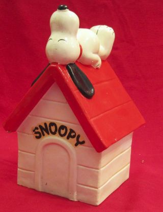 Snoopy On Dog House Piggy Bank From Bank Of America Vintage 1970