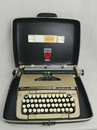 Vintage Smith Corona Typewriter Classic 12 With Case