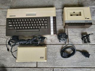 Vintage Atari 800xl 8 - Bit Home Computer,  & 1010 Program Recorder,  Power