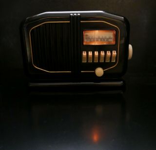 Truetone Stratoscope Model D2615 Antique Bakelite Tube Radio 1946 Restored 2