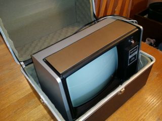 Radio Shack Trs - 80 Model 1 Computer Video Monitor Model I With Professional Case