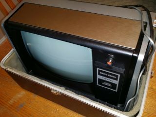 Radio Shack TRS - 80 Model 1 Computer Video Monitor MODEL I with Professional Case 3