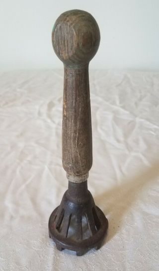 Rare Hard To Find Antique Cast Iron Hand Held Nubber Corn Sheller Old Farm Tool