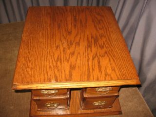 ANTIQUE FOUR 4 DRAWER OAK SEWING CABINET FROM TREADLE SEWING MACHINE 3
