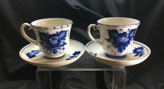 Pr.  Vintage Ghzel Russian Porcelain Tea Cups And Saucers