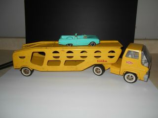 Vintage Tonka Car Carrier 27 In Long With A Plasric Car No Markings