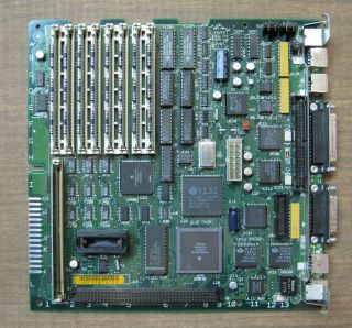 Macintosh SE/30 Motherboard with RAM and ROM 3